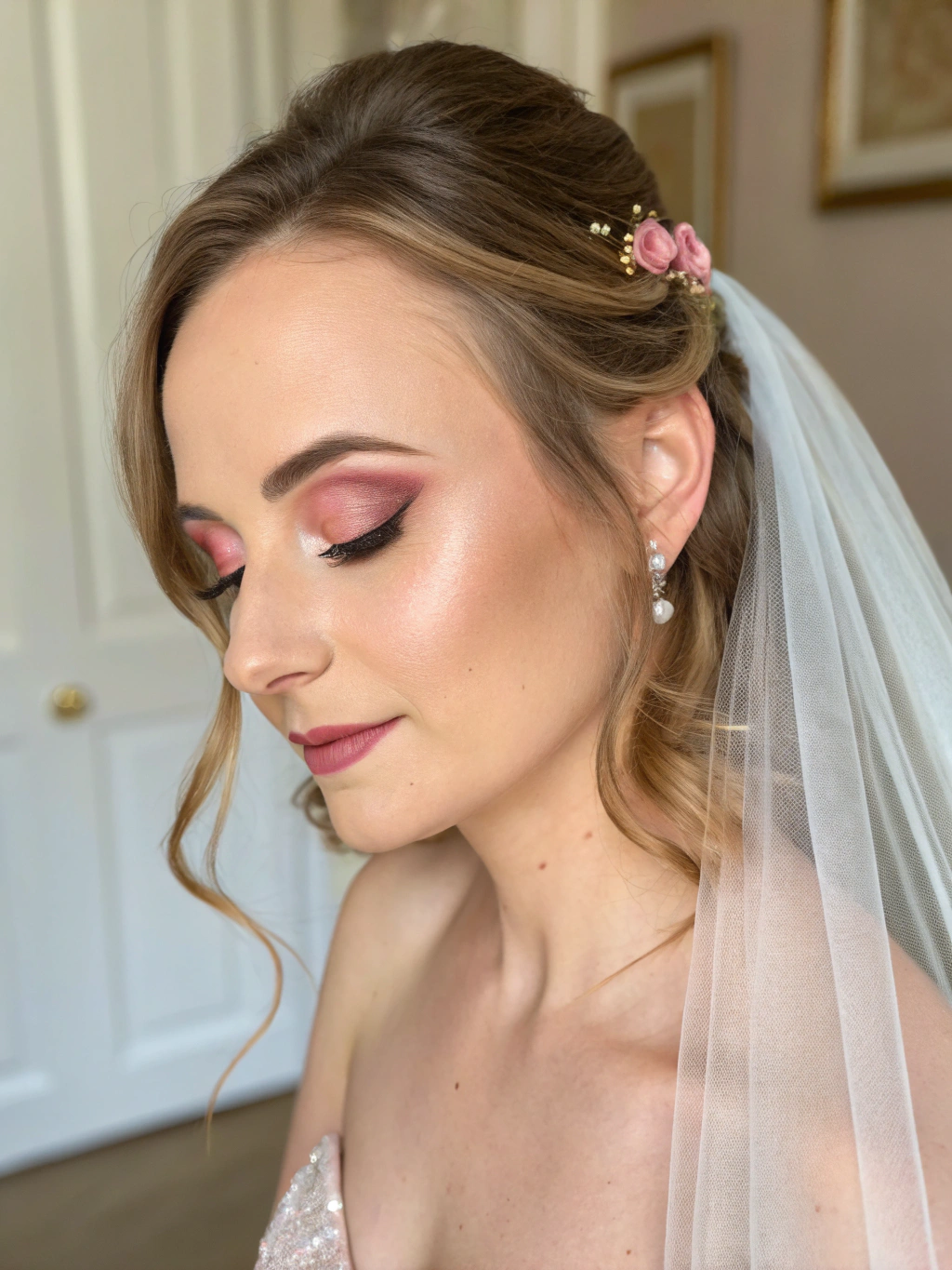 Boho bridal makeup with natural tones